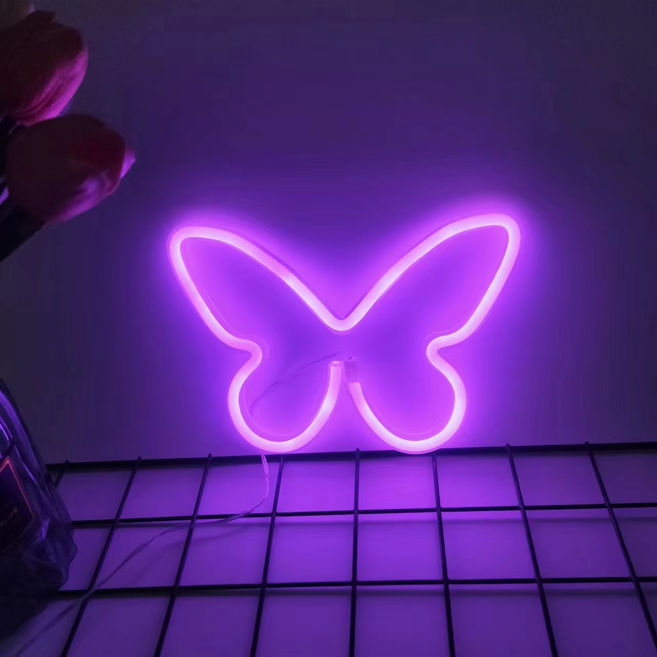 LED butterfly neon lights, USB - مراجعة Wedding Power Supply وسعره