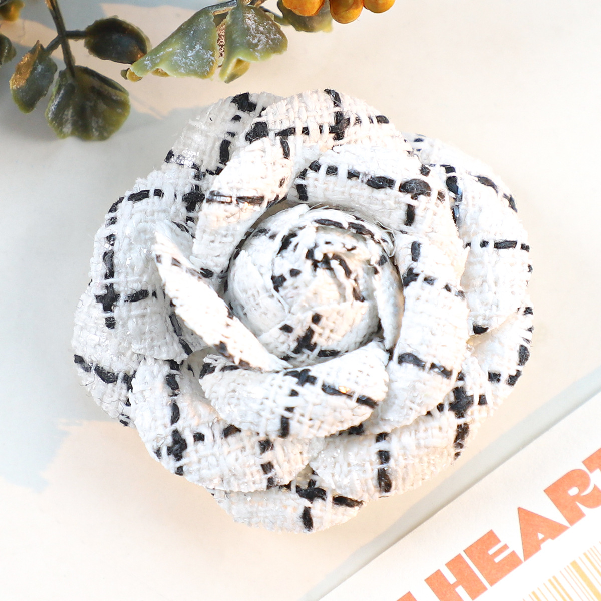 6CM Camellia Brooch for Women  - مراجعة Wedding Dress Supply وسعره