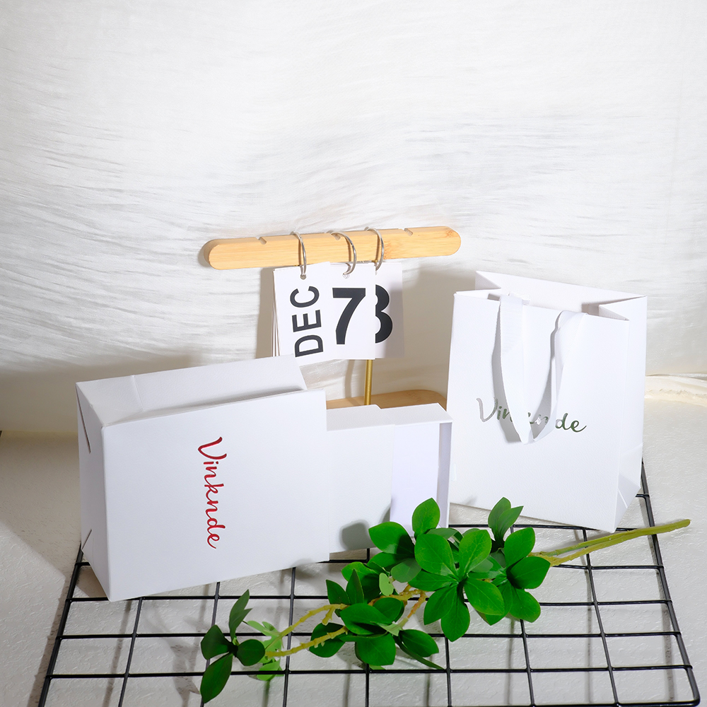 Custom Logo 12.5x15x7.5cm Navy - مراجعة Wedding Favor Box وسعره
